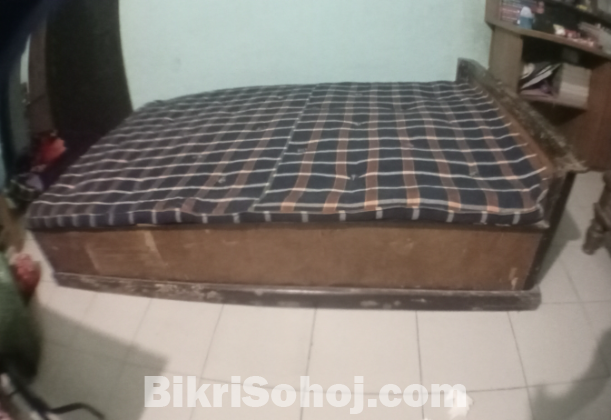 Single  bed